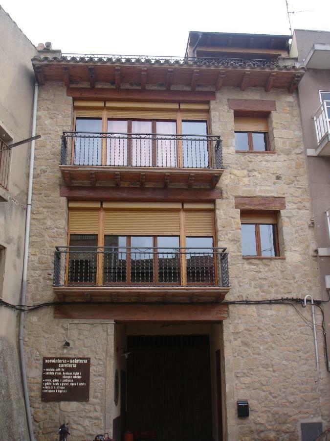 Apartamentos La Muralla Horta de Sant Joan Ngoại thất bức ảnh