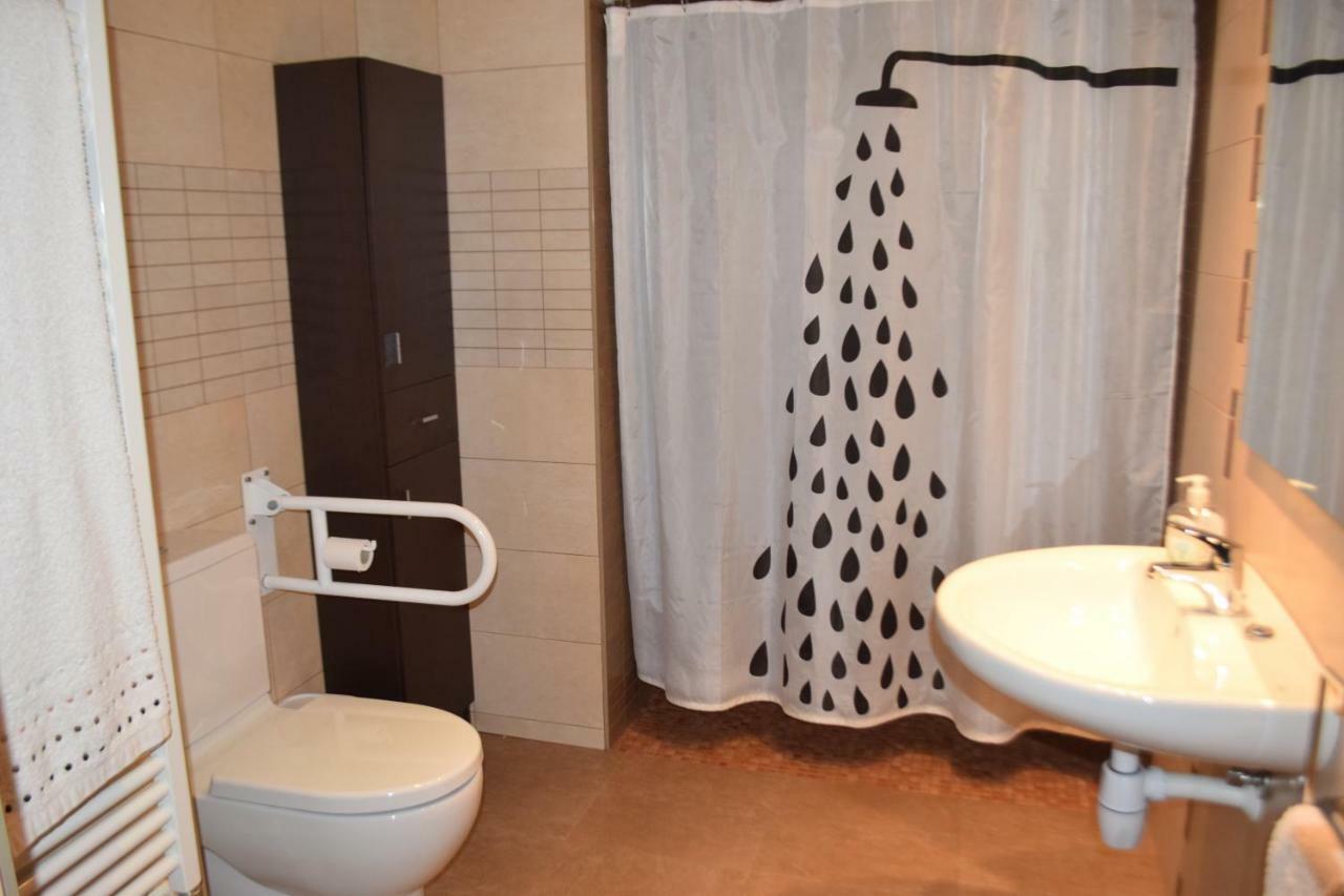 Apartamentos La Muralla Horta de Sant Joan Ngoại thất bức ảnh